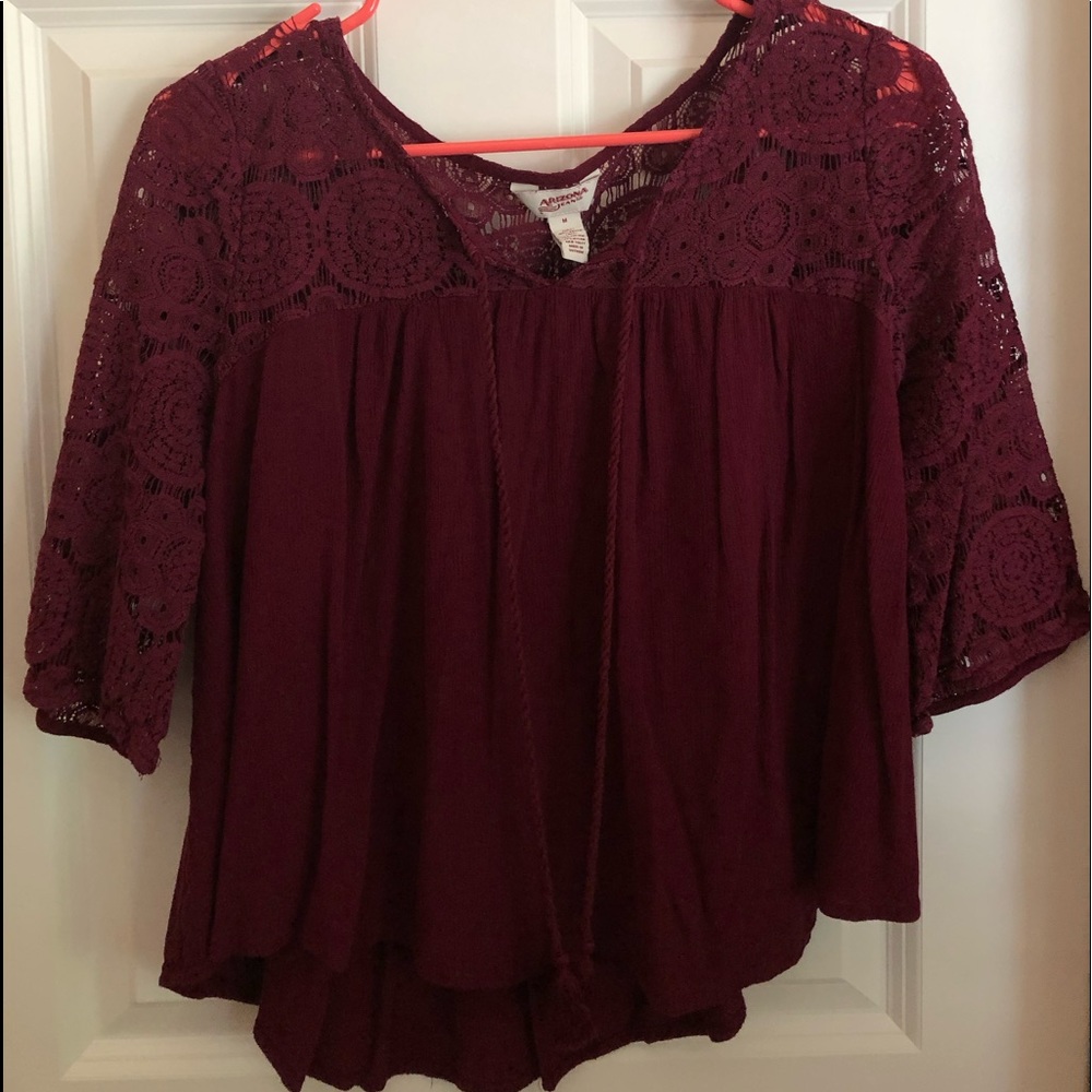 NEW Arizona Jeans Lacey Blouse